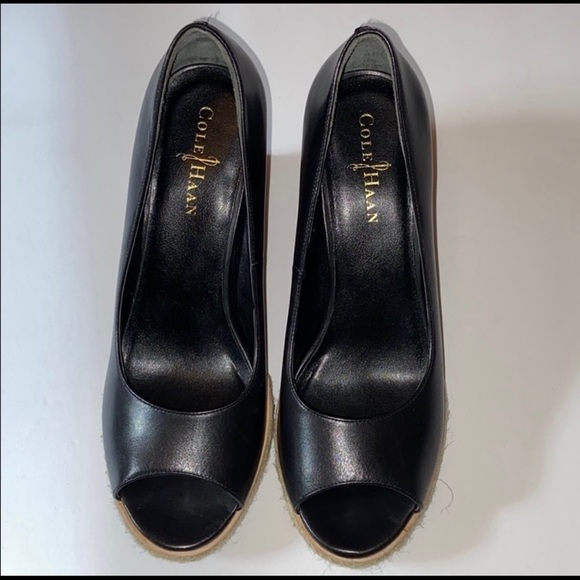 Jocelyn Cole Haan Wedges - Picture 1 of 3